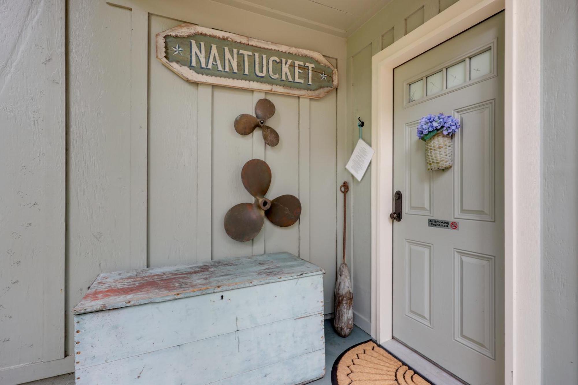 Nantucket Hide-away On Saint Marys River!